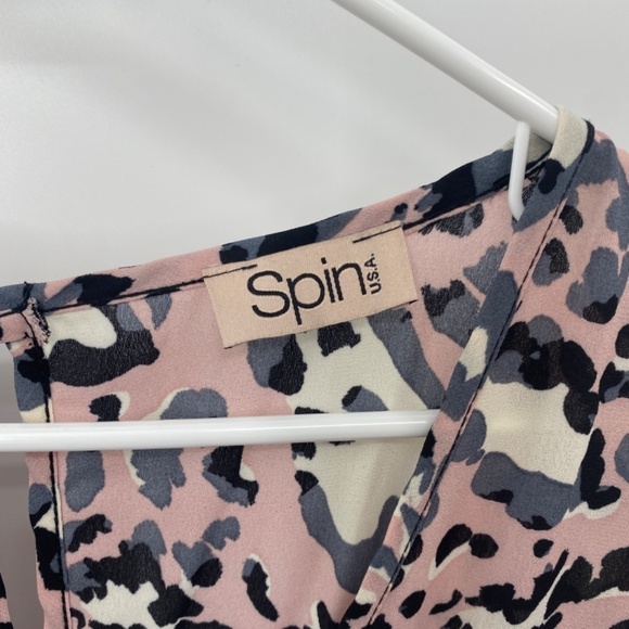 Spin USA Romper Size Medium - Picture 6 of 8